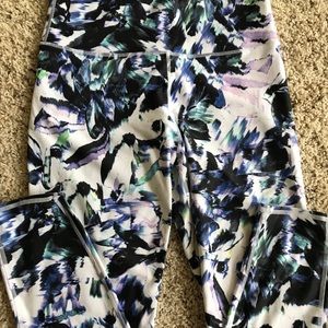 Fabletics 7/8 Pants